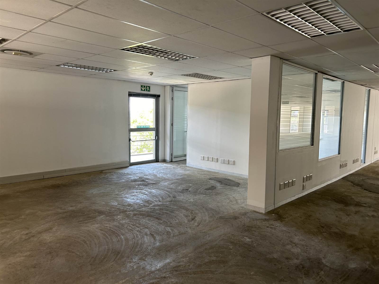 705  m² Commercial space in Woodmead photo number 8