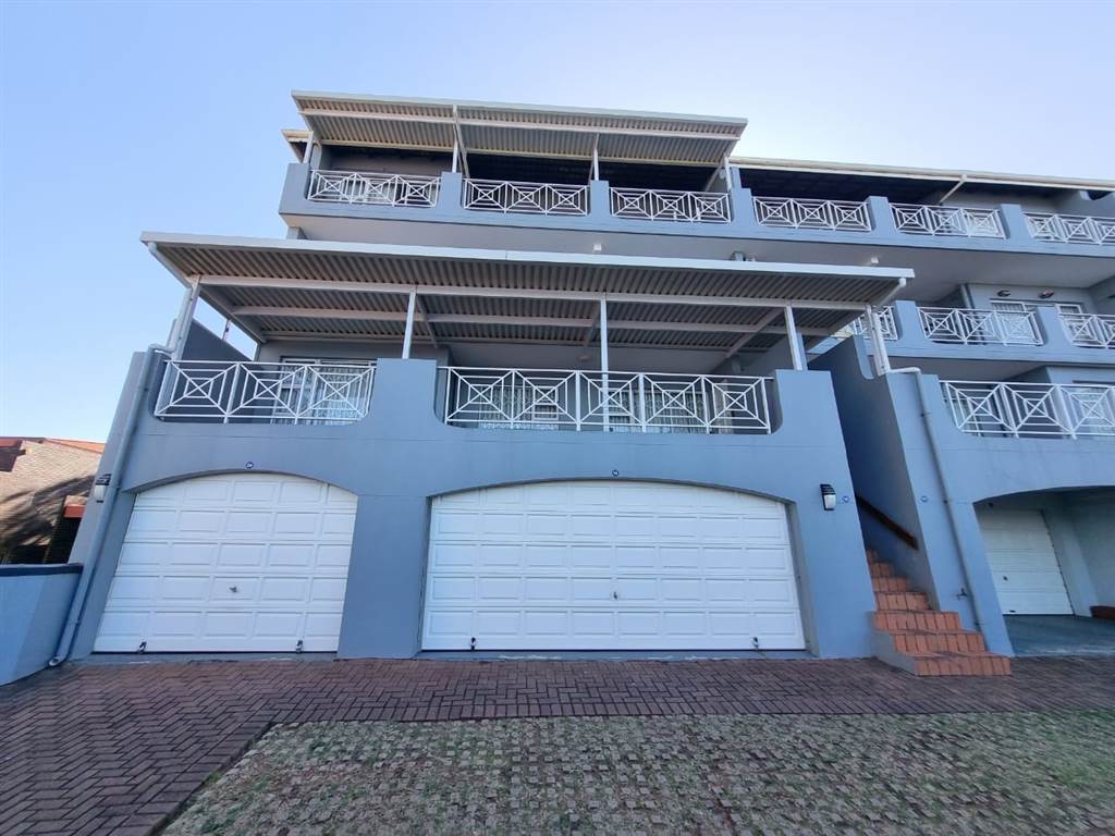 3 Bed Flat in Scottburgh Central photo number 21