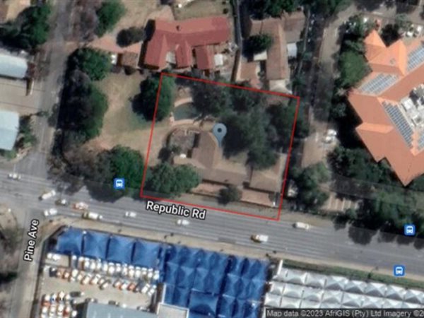 4015 m² Land available in Ferndale