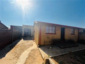 2 Bed House in Emdeni