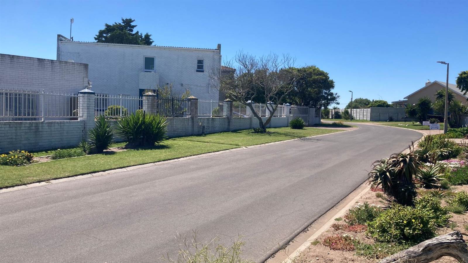964 m² Land available in Yzerfontein photo number 12