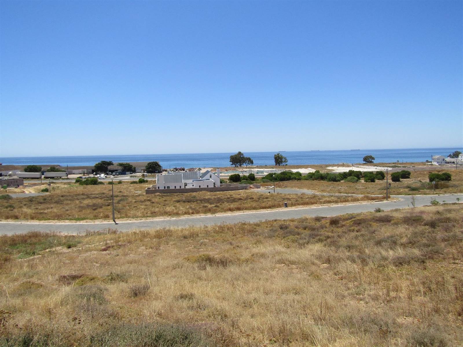 481 m² Land available in Da Gama Bay photo number 2