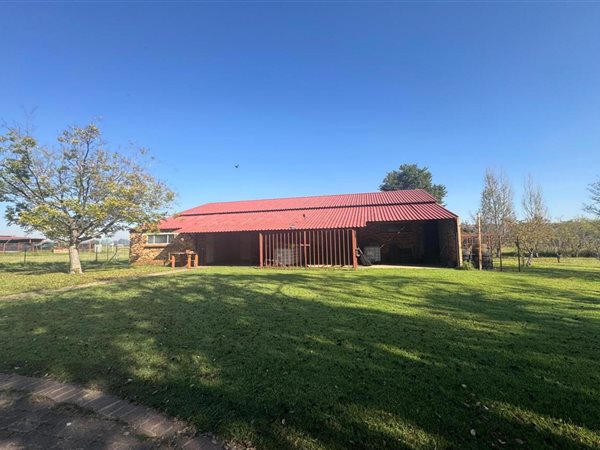 8.6 ha Farm 8.6 ha Farm