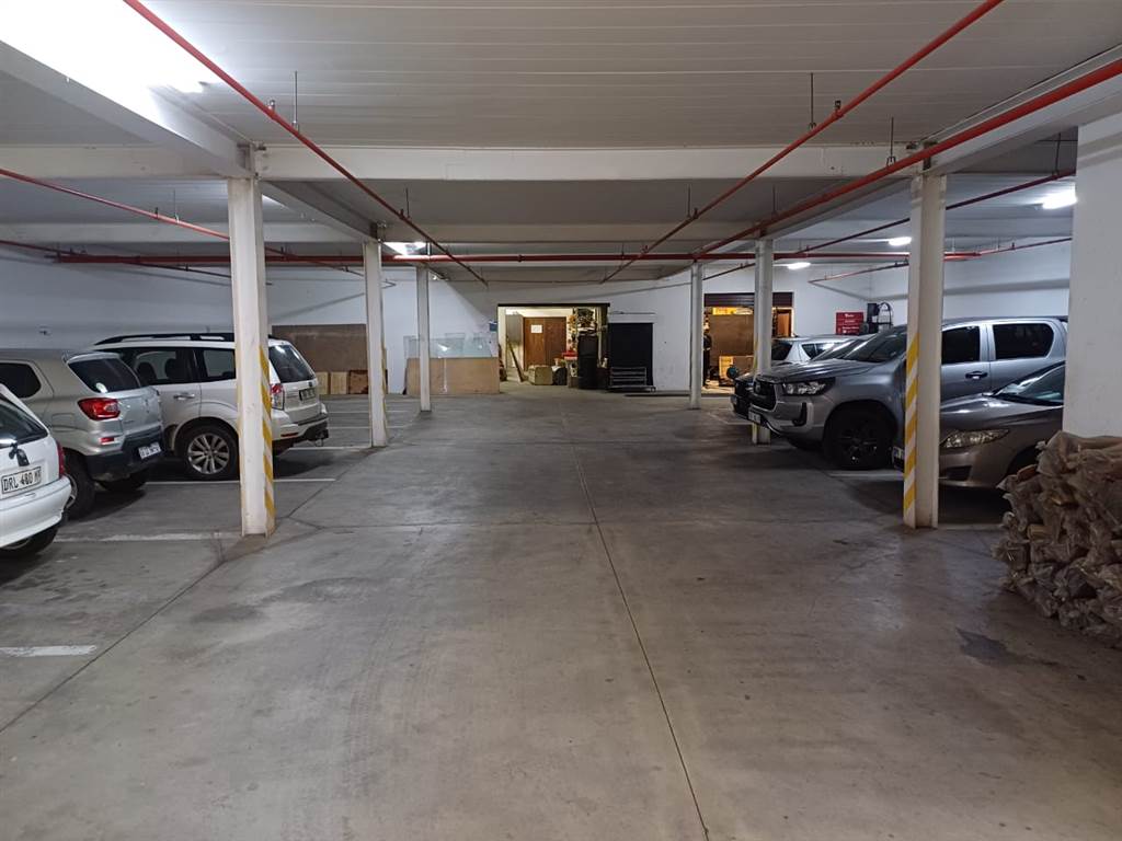 346  m² Commercial space in Nelspruit photo number 16