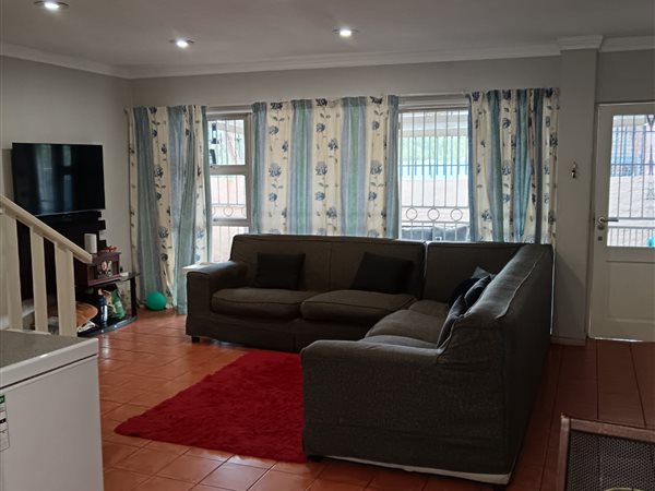 2 Bedroom Townhouse 2 Bedroom Townhouse