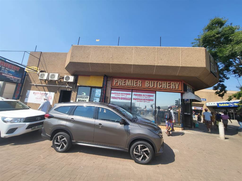 1397.5  m² Commercial space in Rustenburg Central photo number 3