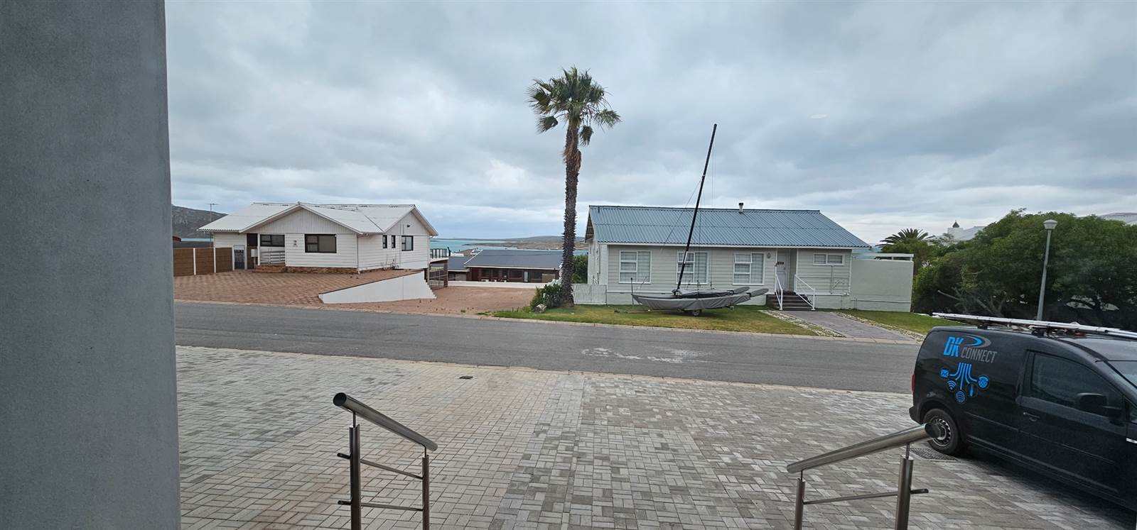 2 Bed Apartment in Middedorp photo number 14