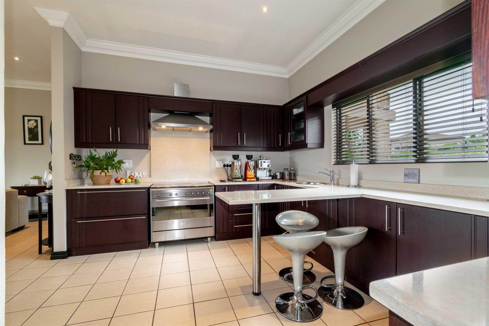 3 Bed Townhouse in Camperdown photo number 9