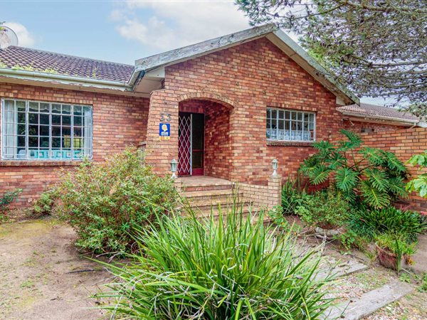 3 Bedroom House 3 Bedroom House