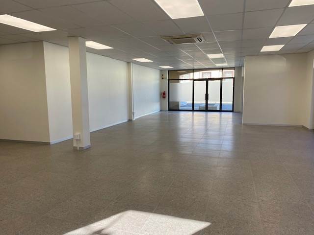 155  m² Commercial space in Wellington Central photo number 2