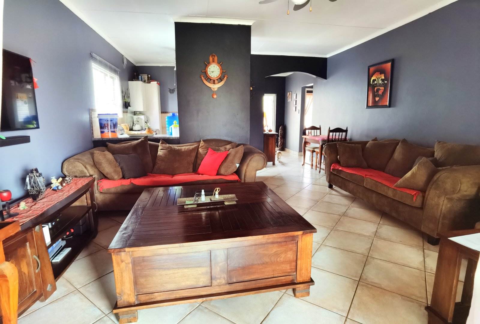 2 Bed House in Kungwini Country Estate photo number 4