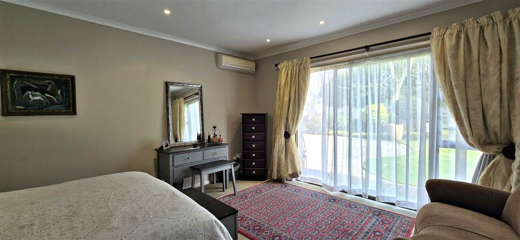 3 Bed House in Swellendam photo number 19