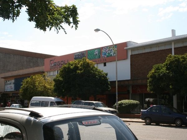 285  m² Retail Space