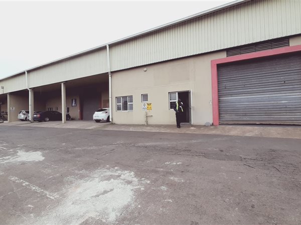 479  m² Industrial space