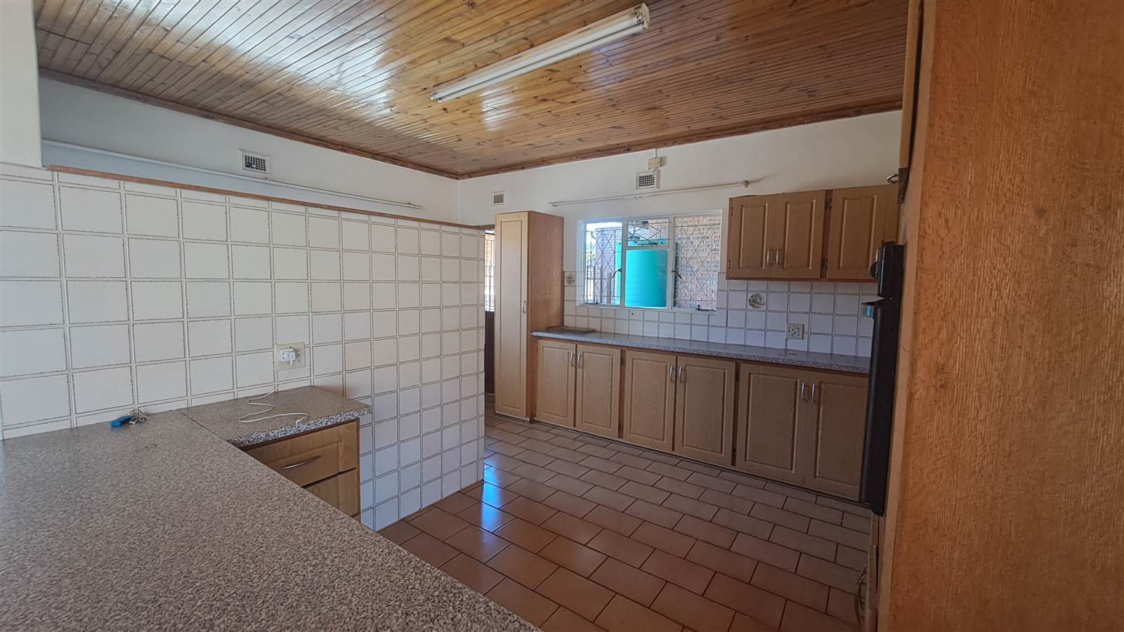 4 Bed House in Estcourt photo number 6