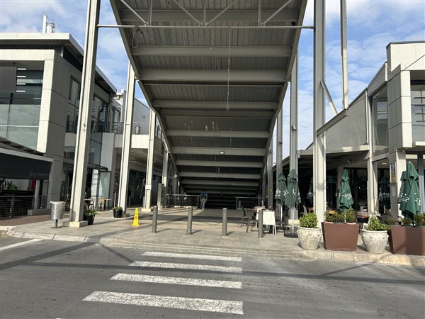 367  m² Commercial space in Fourways