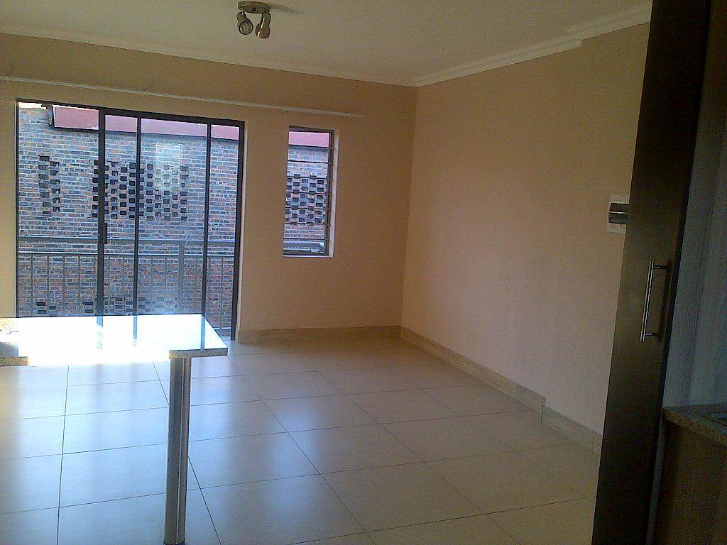2 Bed Apartment in Pretoria North photo number 30