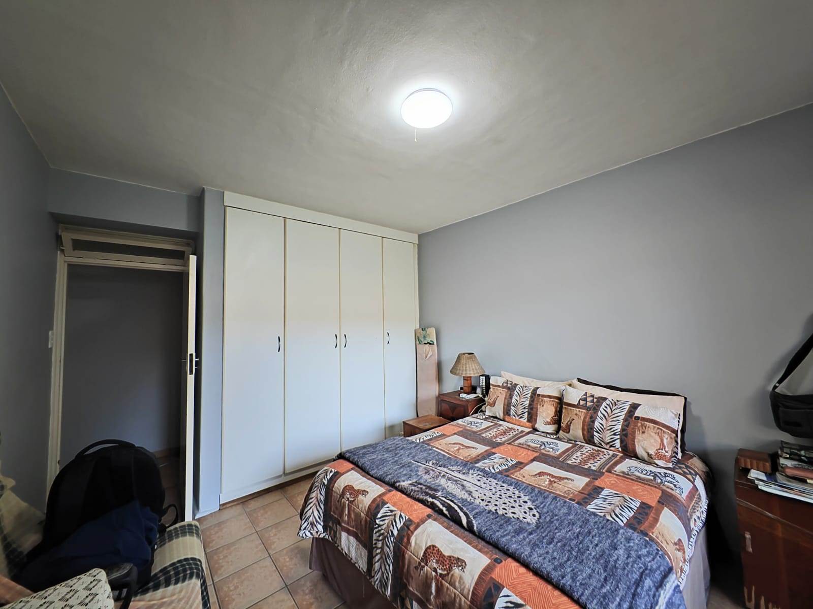 1 Bed Apartment in Amanzimtoti photo number 17