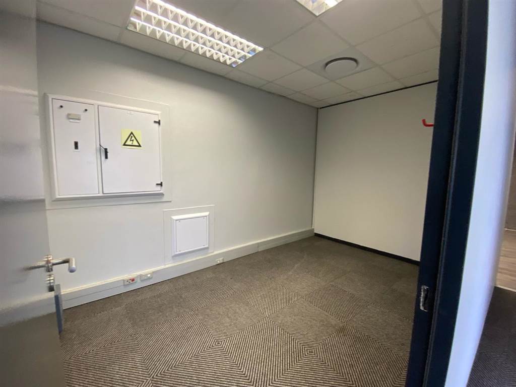447  m² Commercial space in Westville photo number 22