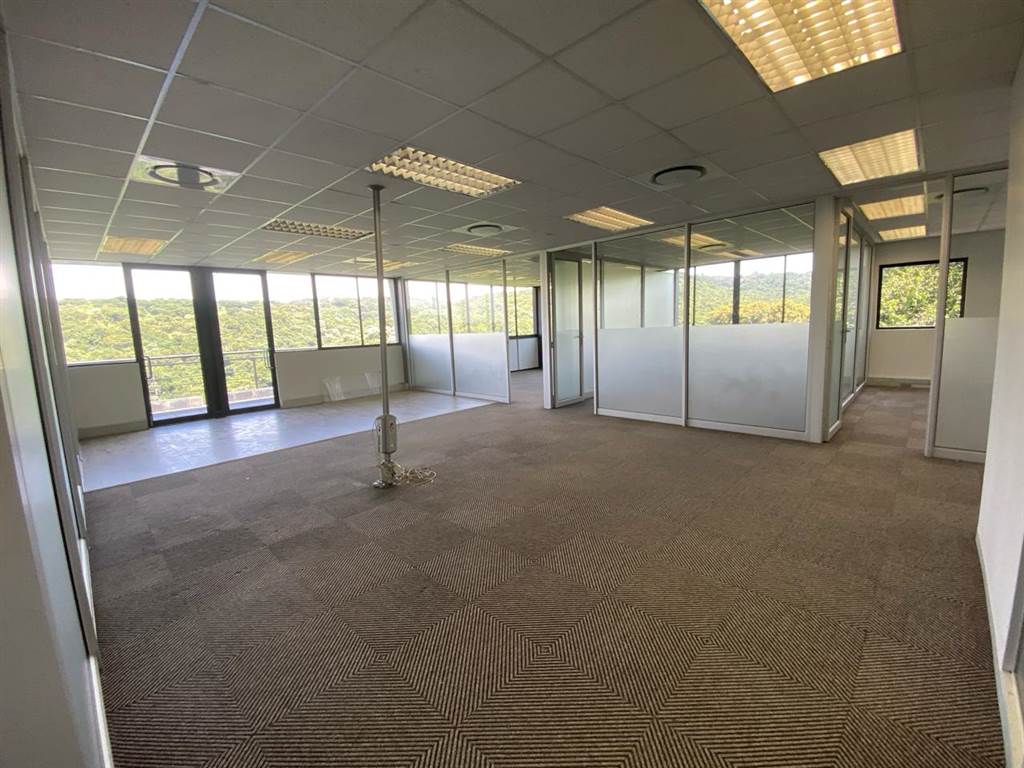 447  m² Commercial space in Westville photo number 17