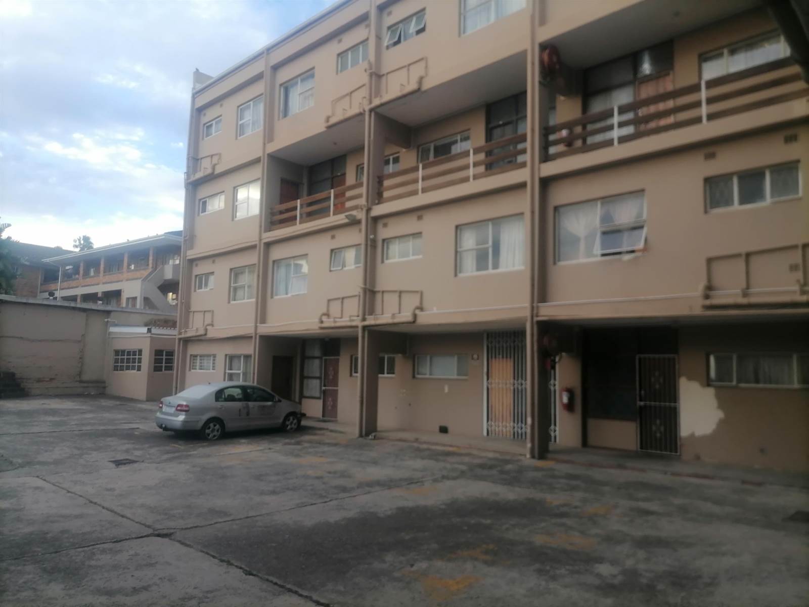 2 Bed Apartment in Southernwood photo number 6