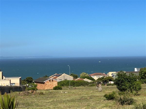 827 m² Land available in Wavecrest