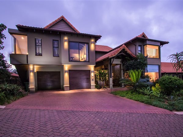 5 Bed House in Port Zimbali Estate