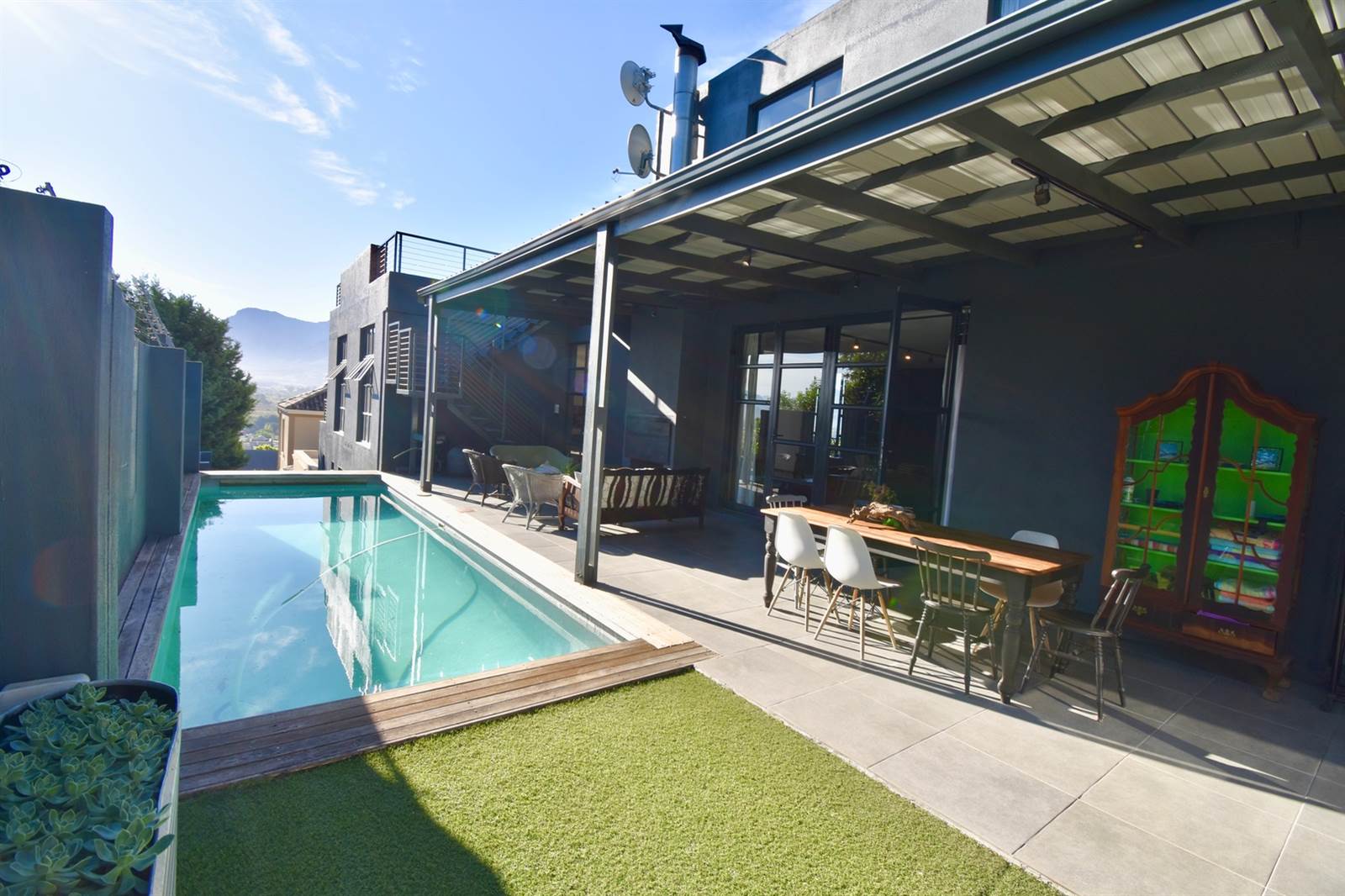 6 Bed House in Paarl photo number 20