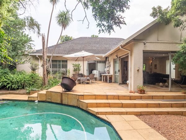 3 Bedroom House 3 Bedroom House