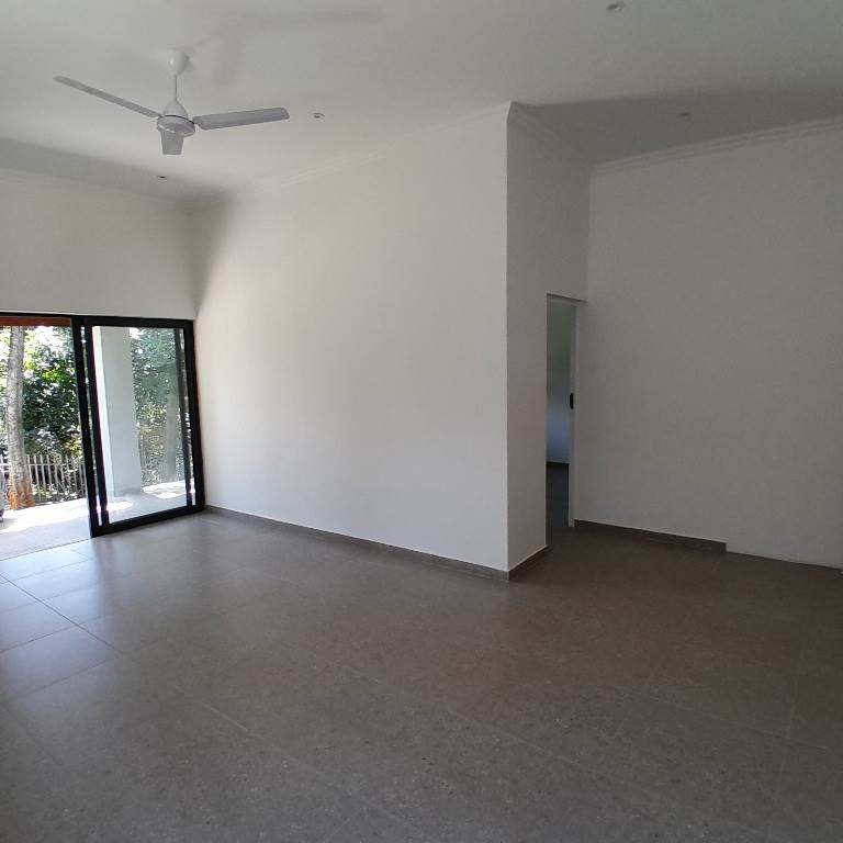 4 Bed House in Marina Beach photo number 22