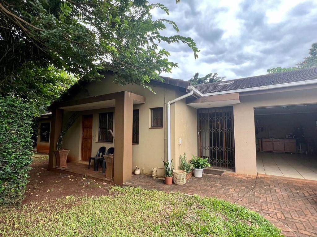4 Bed House in Empangeni Central photo number 1