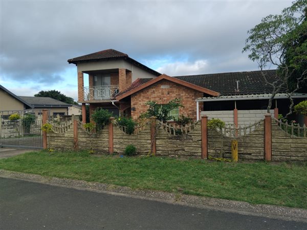 3 Bedroom House 3 Bedroom House