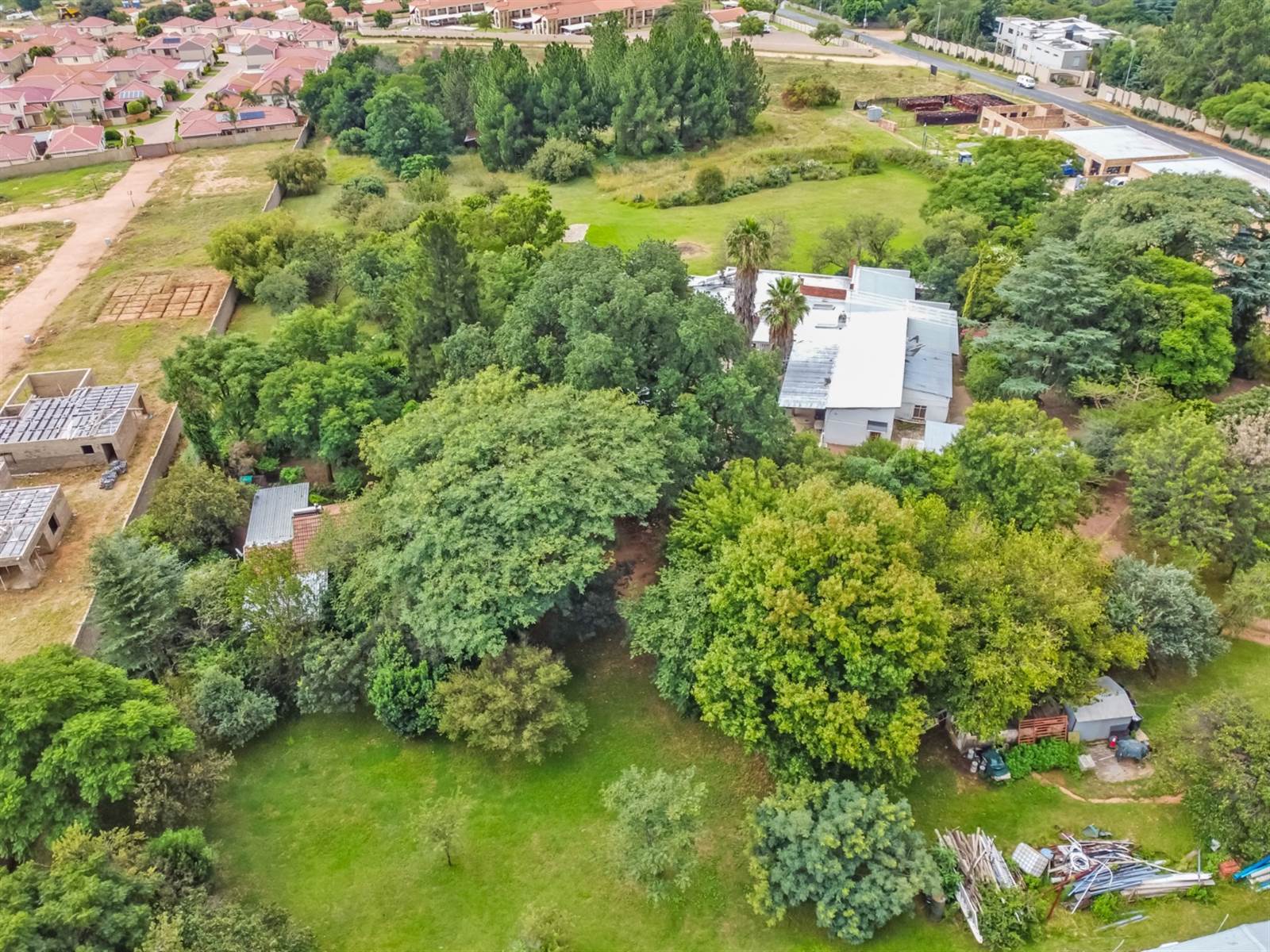 2.2 ha Land available in Roodepoort Central photo number 9