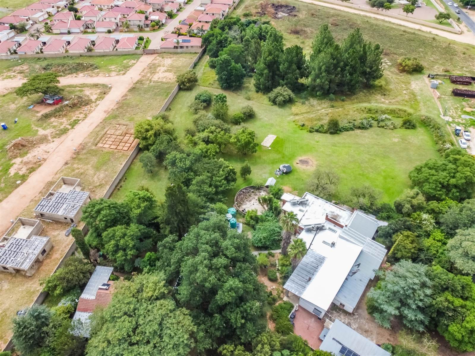2.2 ha Land available in Roodepoort Central photo number 13