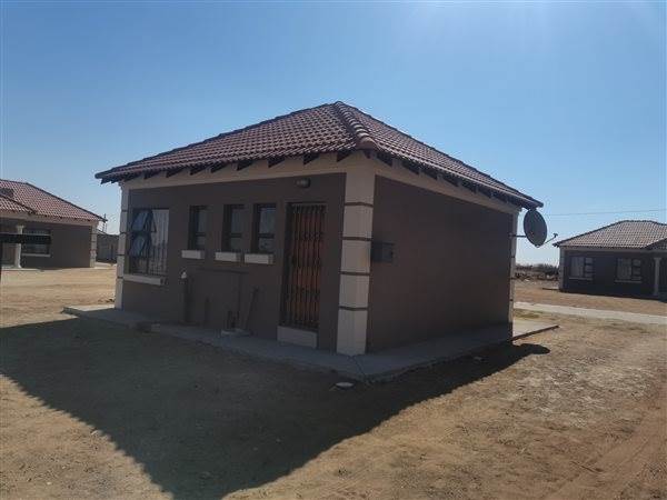2 Bed House in Ermelo photo number 4
