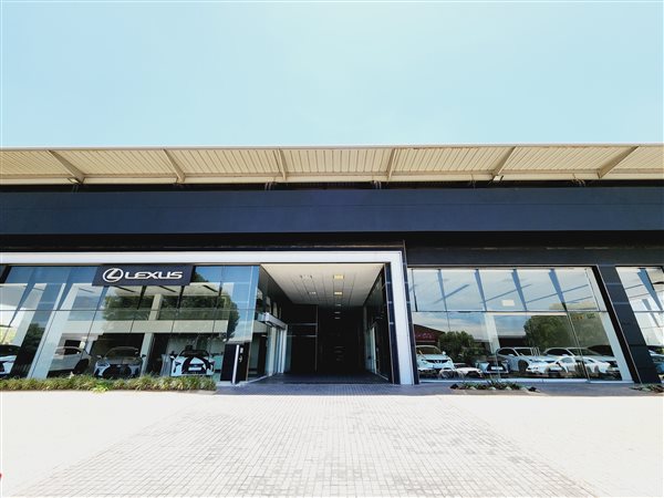 3 206 m² Industrial space 3 206 m² Industrial space