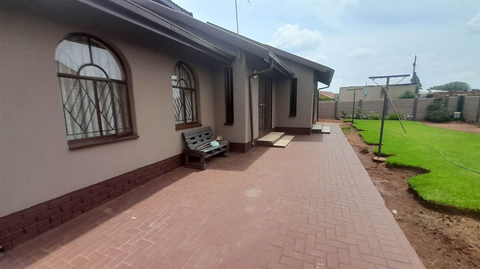 3 Bed House in Sebokeng Zone 6 photo number 17