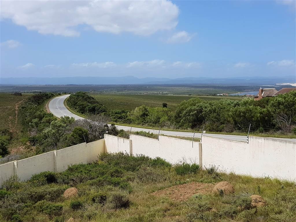 800 m² Land available in Wavecrest photo number 3