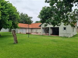 5 Bed House in Vaaloewer