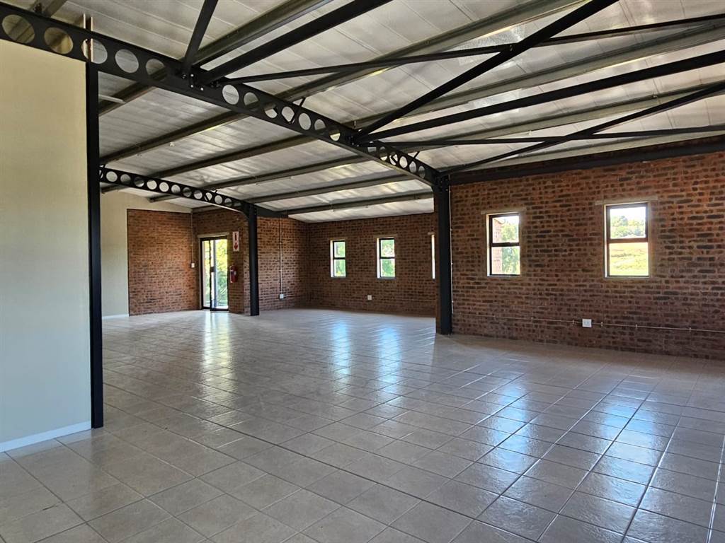 351  m² Commercial space in Howick photo number 11