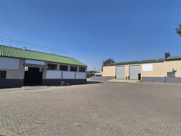 620  m² Industrial space