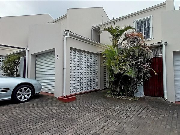 3 Bed Townhouse in Bonza Bay