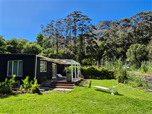 House in Hout Bay and surrounds