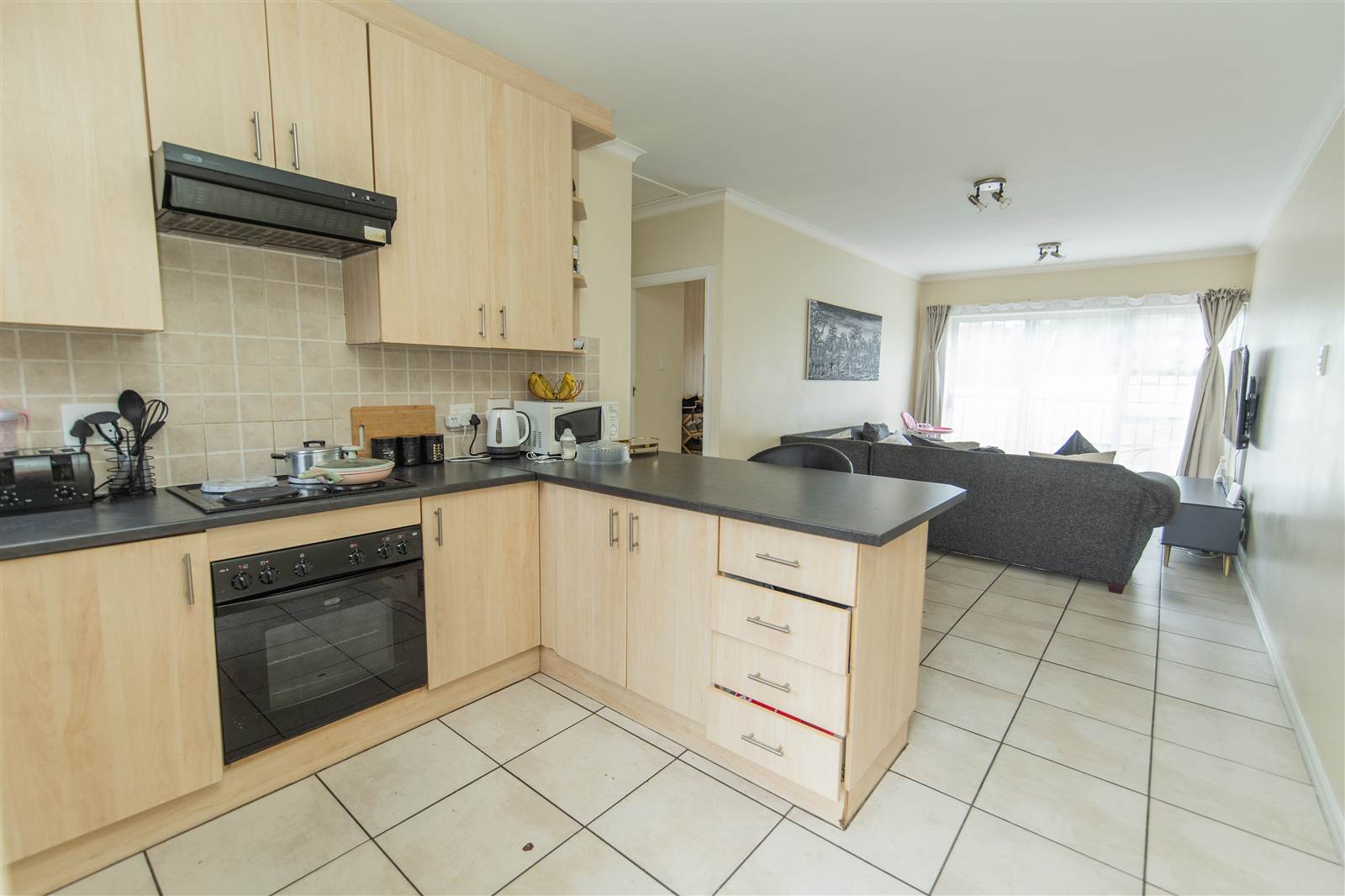 2 Bed Townhouse in Walmer Heights photo number 6