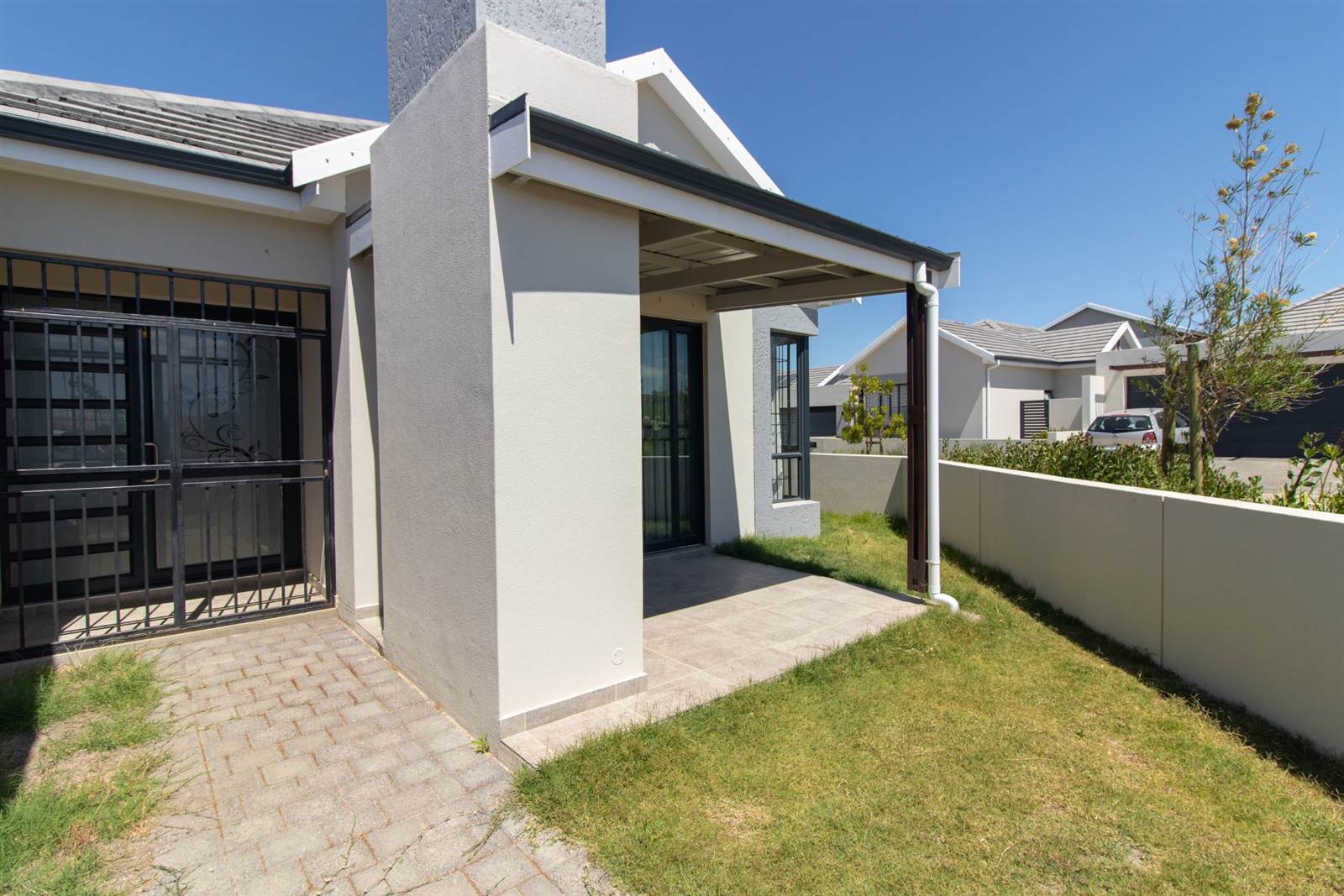 3 Bed House in Durbanville photo number 17