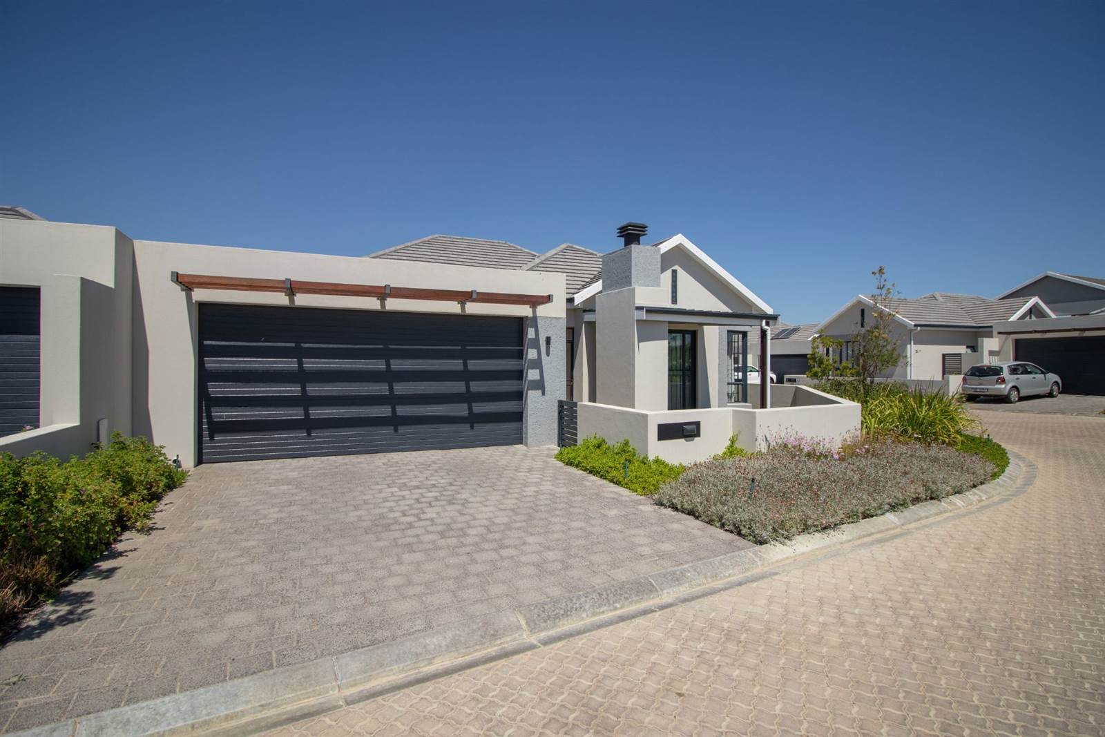 3 Bed House in Durbanville photo number 15