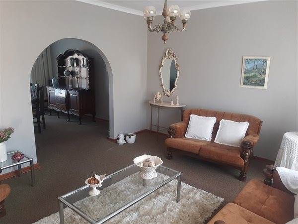 3 Bed House in Kroonstad photo number 14