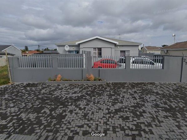 5 Bedroom House