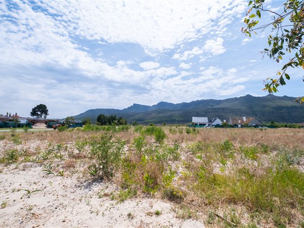 867 m² Land available in Pearl Valley
