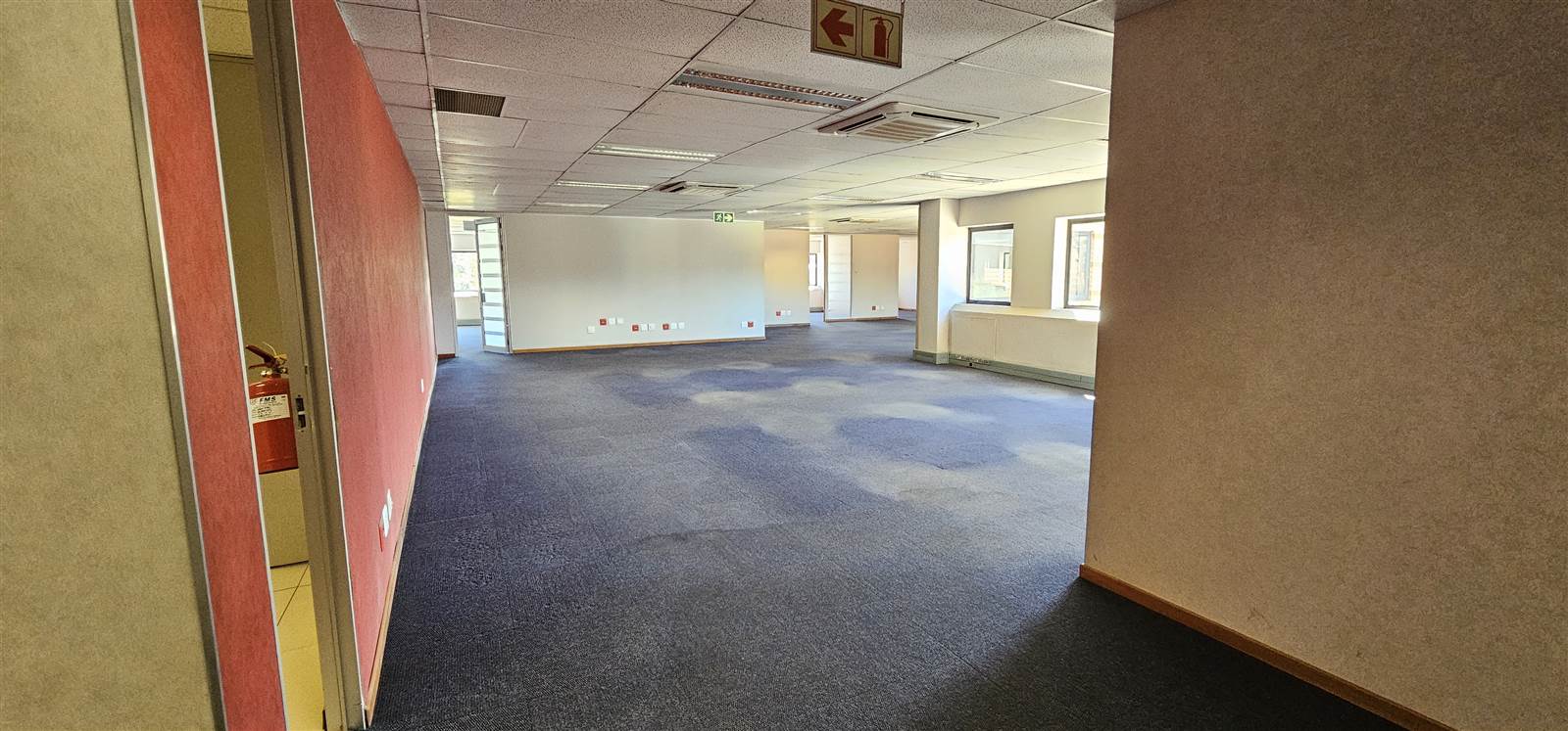 469  m² Commercial space in Bedfordview photo number 1